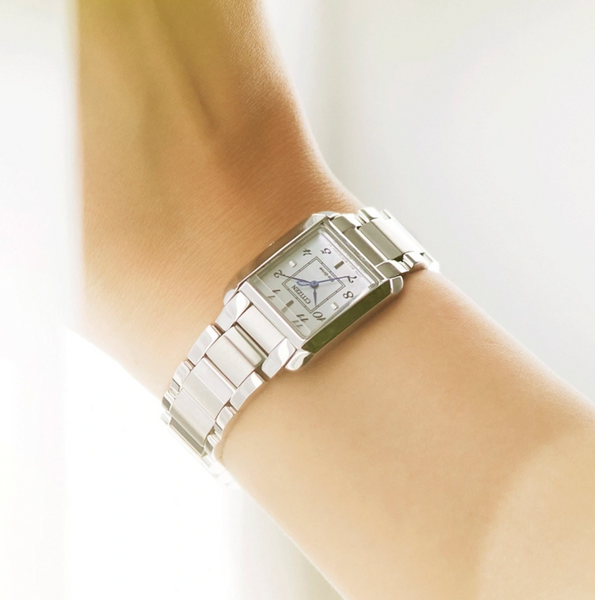Citizen EW5600-87D Square dames horloge Eco-Drive | Parelmoer ...
